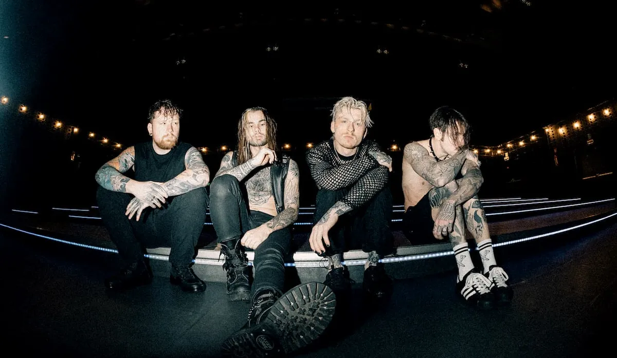 Paleface Swiss
                                    + Stick To Your Guns, Static Dress