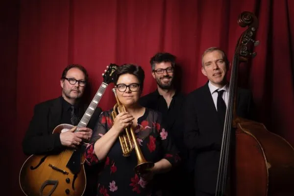 Te Gast: STUKswing: International edition & live band